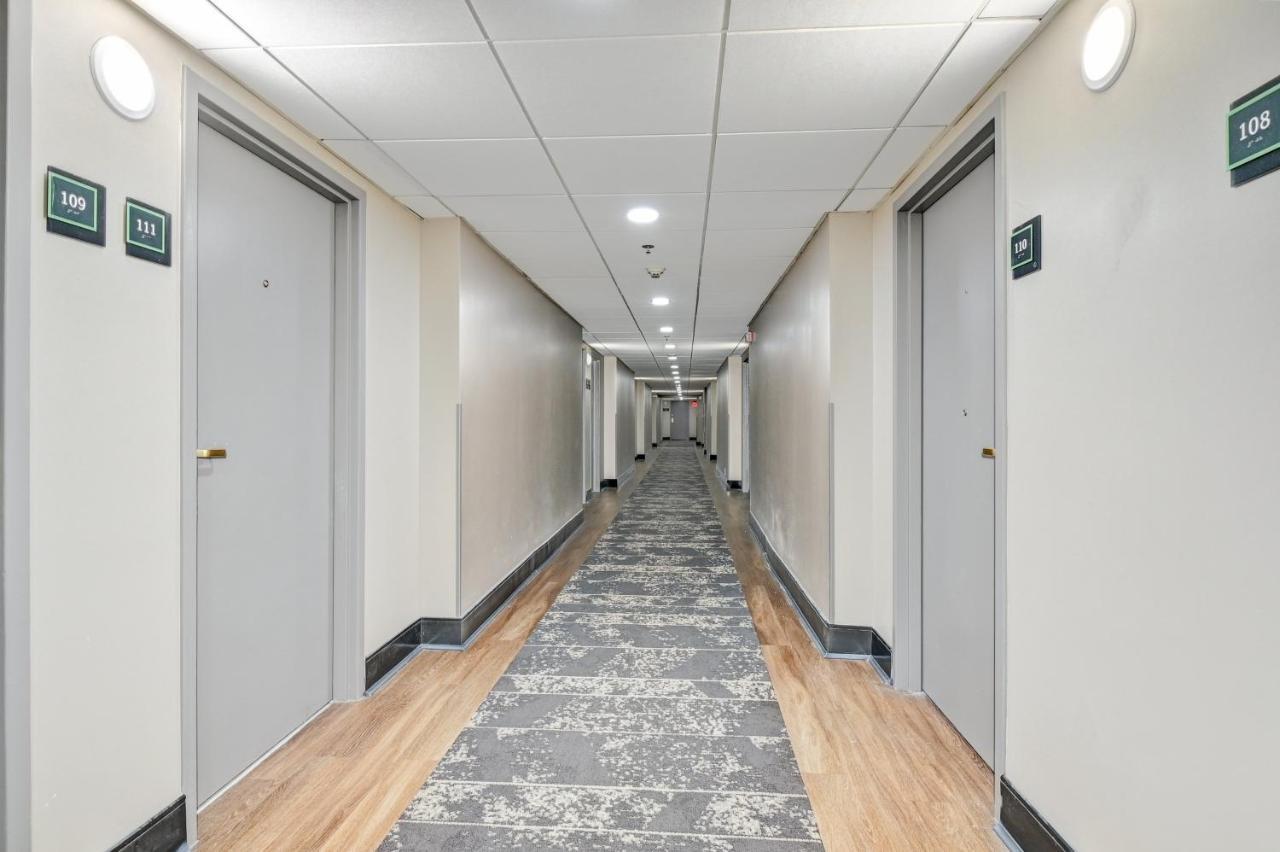 Holiday Inn - Piscataway - Somerset By Ihg Exterior photo